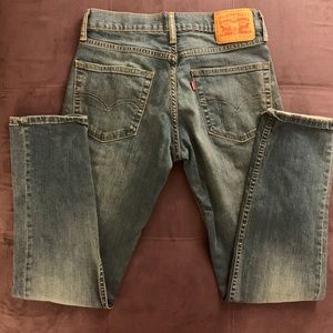 CLOSET CLEARANCE Levi’s 511 Jeans
